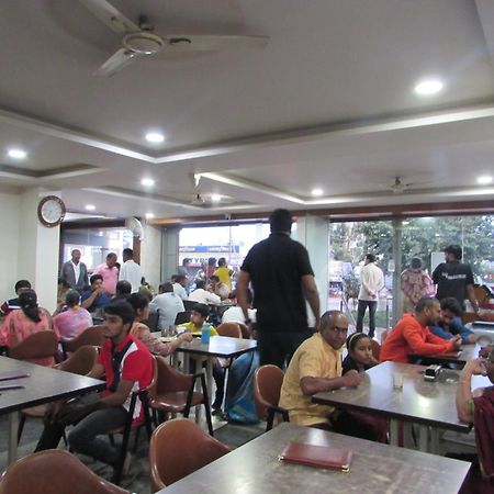 Udupi Regency Hotel Hassan Exterior foto